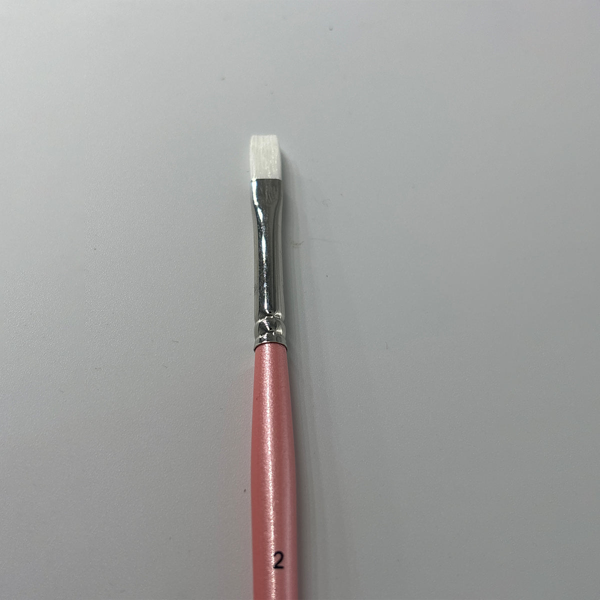 Aliyah Brush - White Taklon Ultra Flat 2